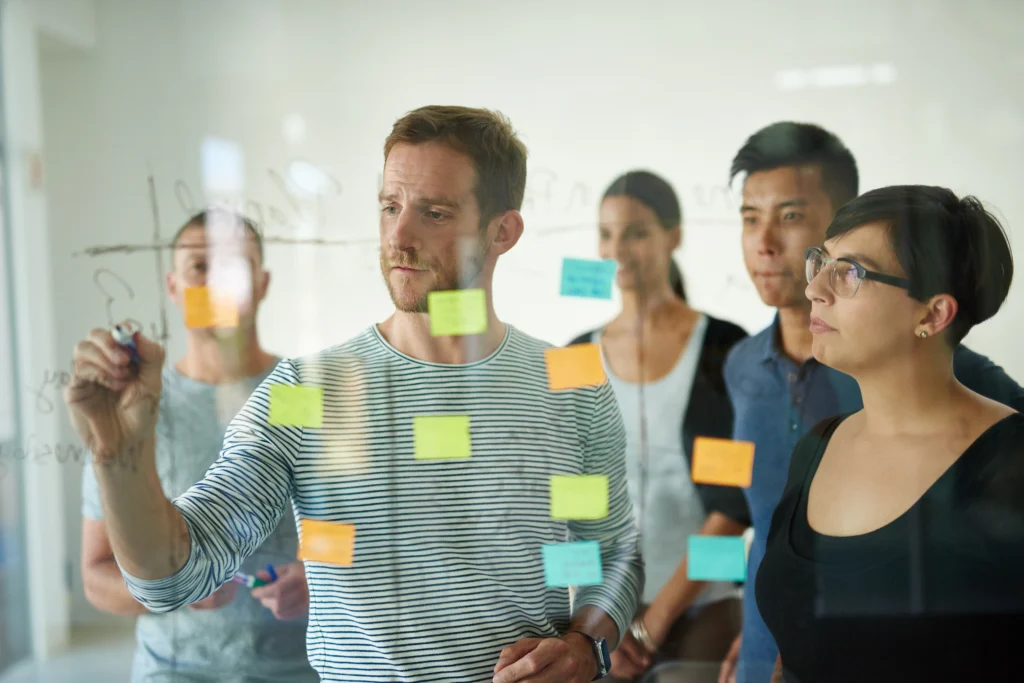 A CEO designing Strategies to Develop Systems Thinking.