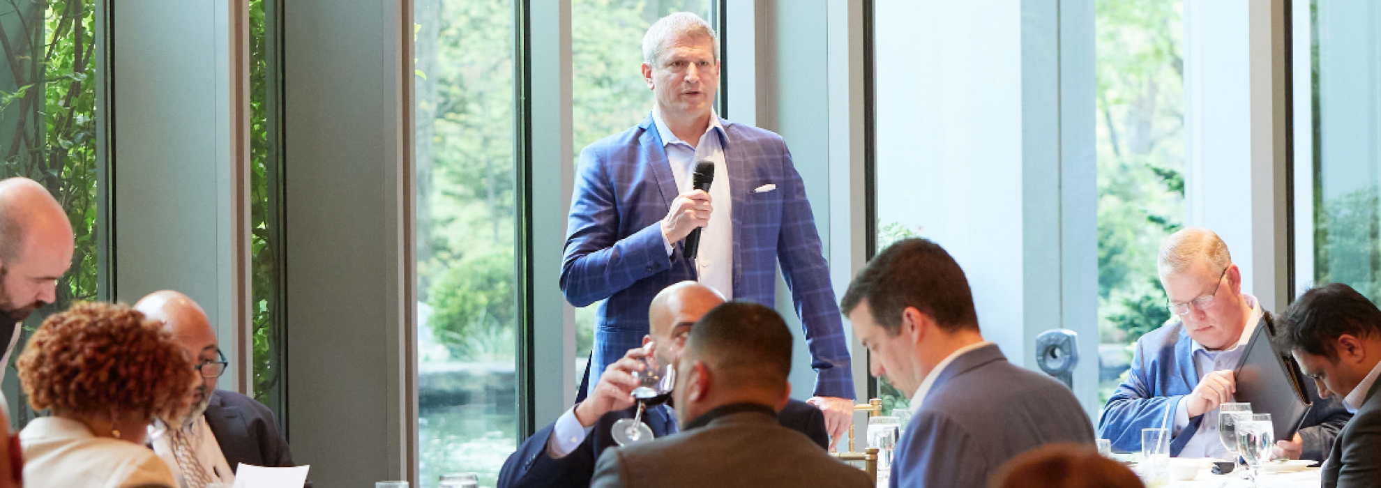 4 Strategies for CEOs to Expand Their Reach Banner